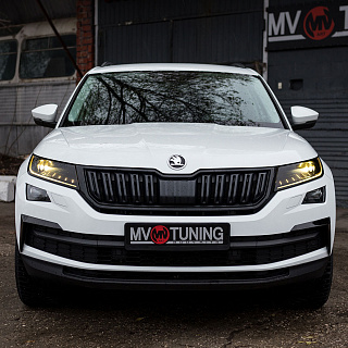 Накладки на фары Skoda Kodiaq (2016-2021) комплект (фара + птф) Light Smoke